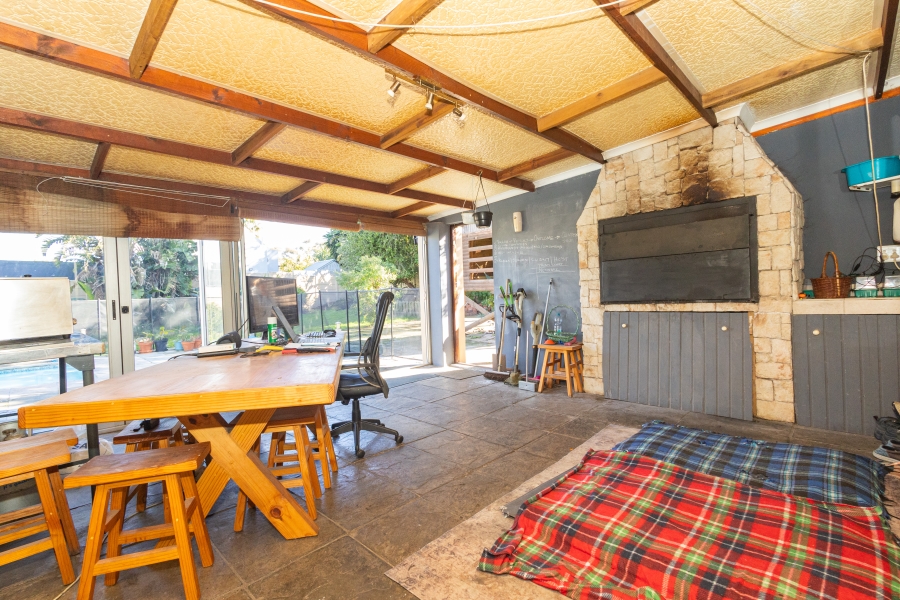 3 Bedroom Property for Sale in Wellway Park Western Cape
